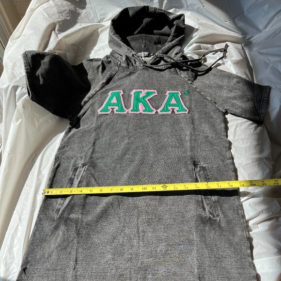 AKA Short Sleeve Dress - Picture 6 of 8